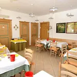 Al Dos - Breakfast & Private 3* Trento