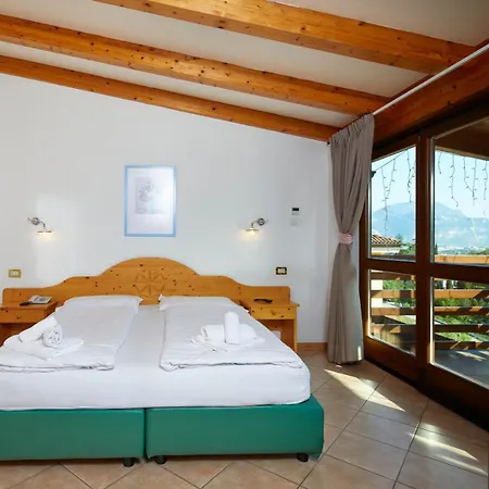 فندق Hotel Garni San Giorgio ترينتو