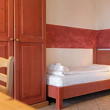 Al Dos - Breakfast & Private Hotel 3*