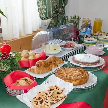 Отель Al Dos - Breakfast & Private